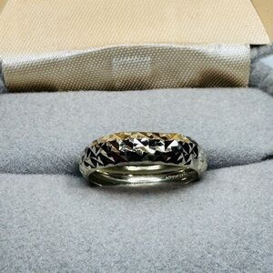 14K Solid Gold WG Diamond Cut Contemporary Eternity Ring Sz 5 1.3g